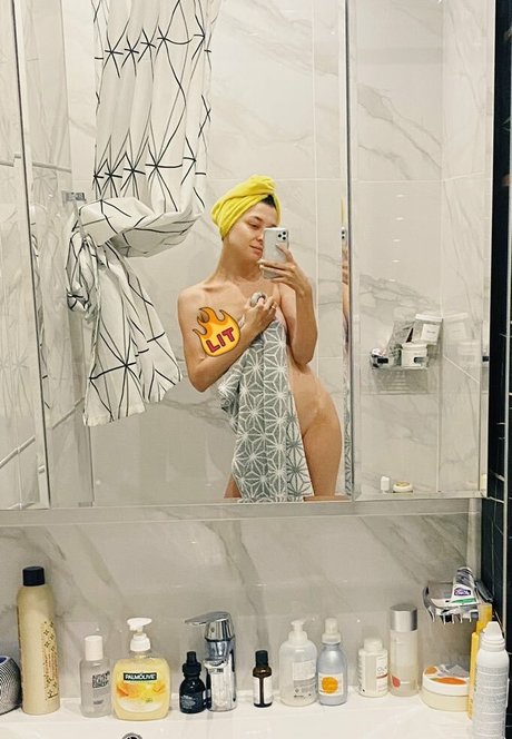 elen de len onlyfans leaks porn