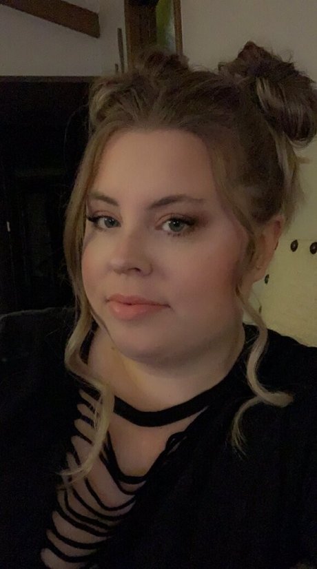 alassska onlyfans pics