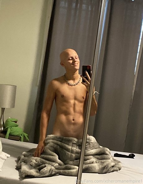 xtheromanempire1 nudes onlyfans leaked