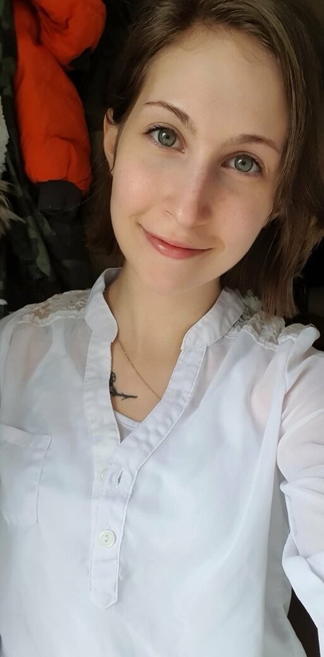 Aleenaxlaced onlyfans leaks.