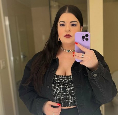 Terrisa Bukovinac onlyfans pics