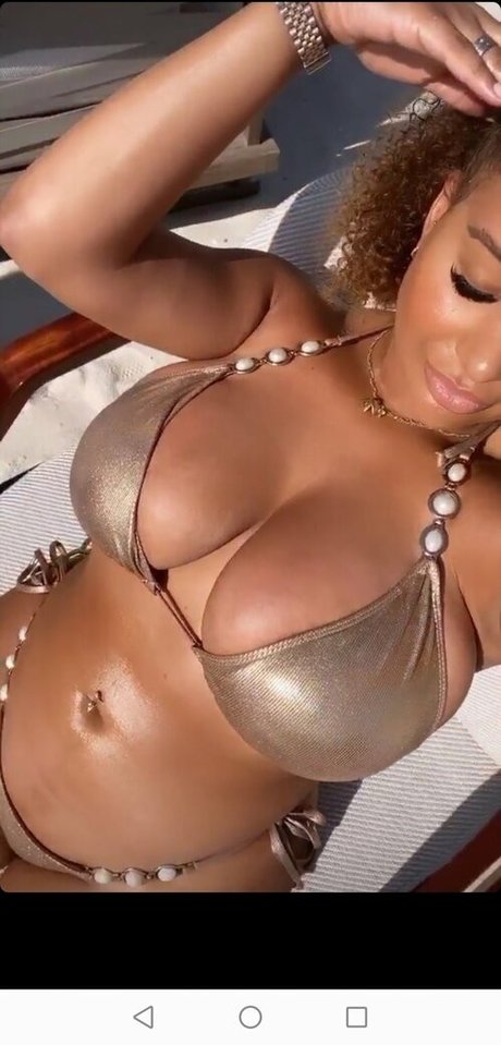 Georgina Seaman onlyfans naked pics