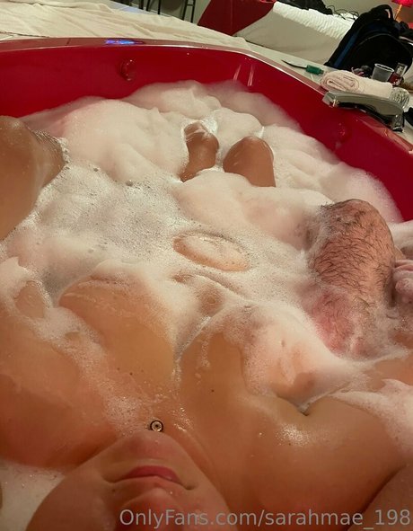 sarahmae 198 only fans pics