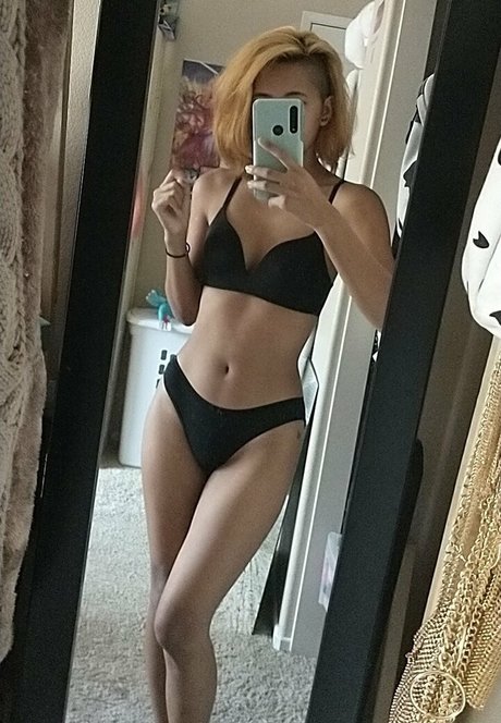 eeebydeeeby naked onlyfans leak