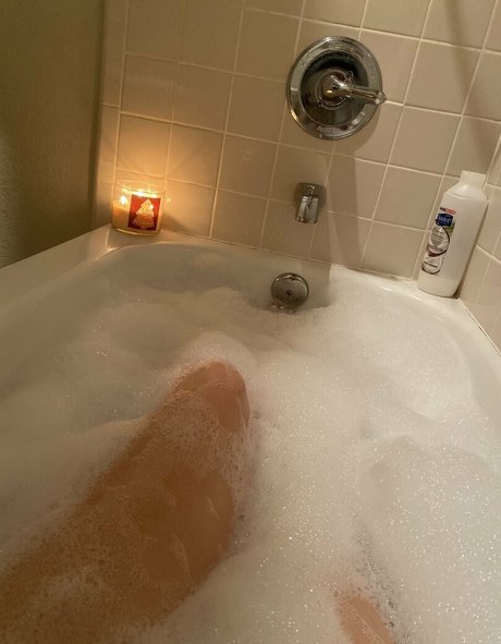 nikoletlarie onlyfans nudes leaks