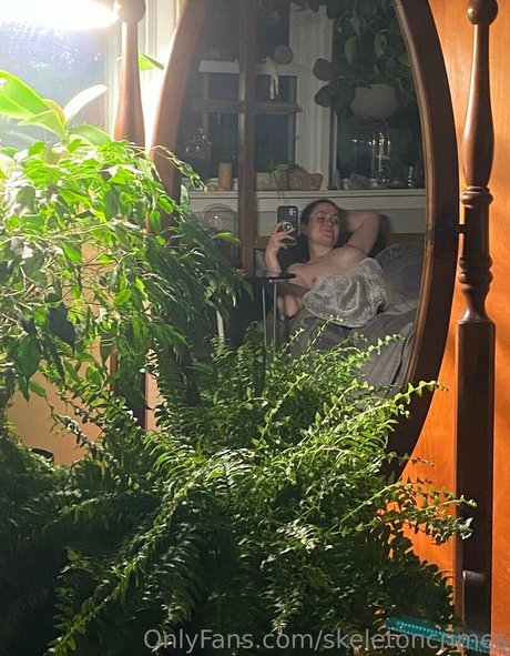 skeletoncrimes xxx onlyfans