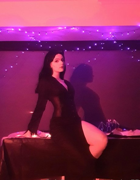 angelcake 77 onlyfans explicit content