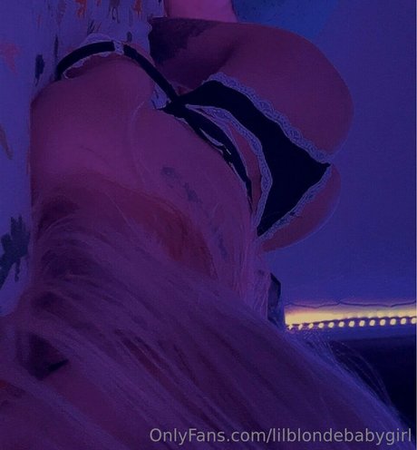 lilblondebabygirl only fans