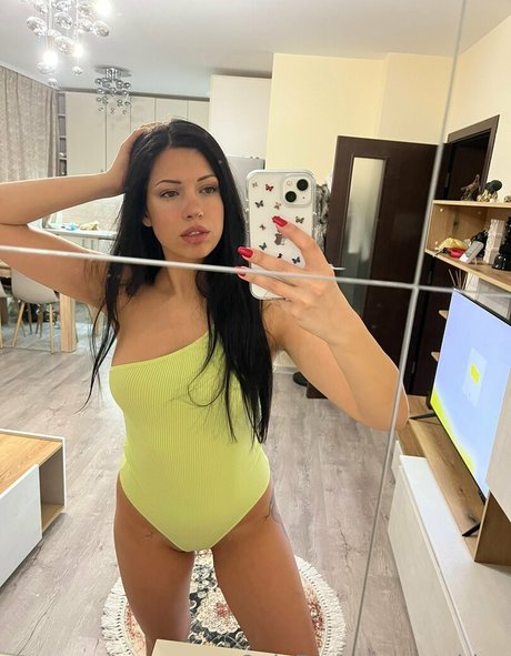 chloehoey onlyfans tits