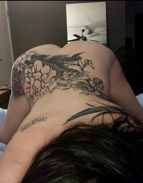 rebeccarose463 onlyfans model images