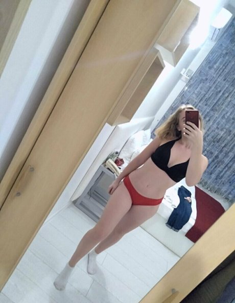 little nnata nude onlyfans