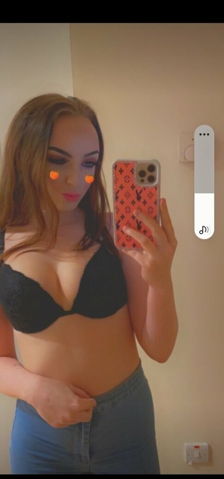 Katie Blair onlyfans leaks free