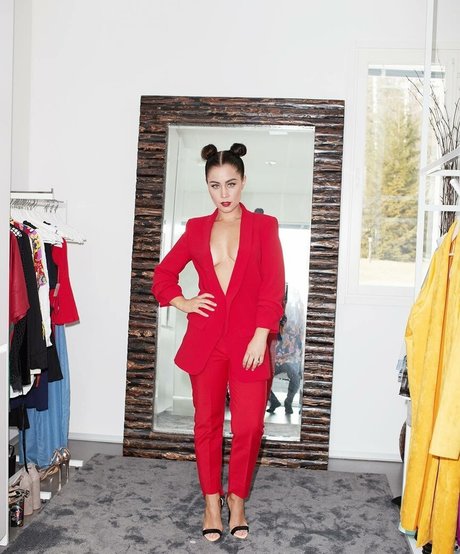 Anna Abreu nude onlyfans porn