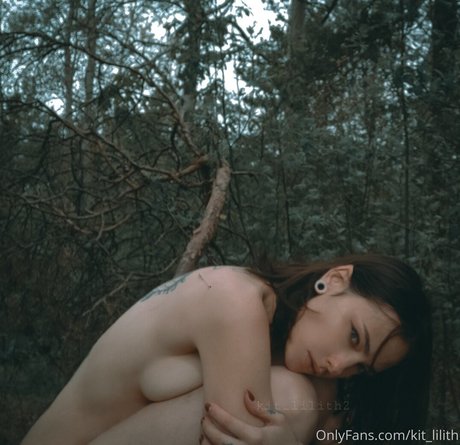 Kit Lilith onlyfans images