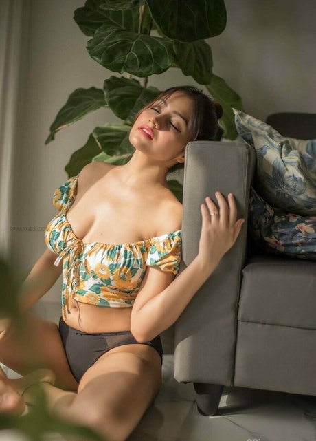 Simran Kaur Hundal onlyfans leaked free