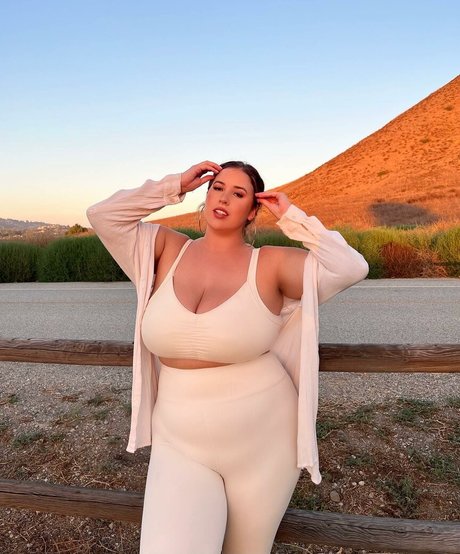 Lo Sangstaaa only fans content