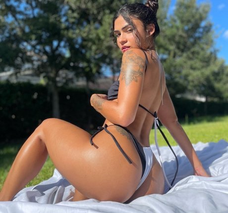 Ahlaninha onlyfans nude photos