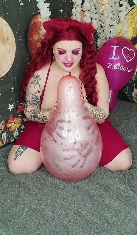 succubusworld Profile pic