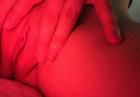 Rose Mcgowan onlyfans leake