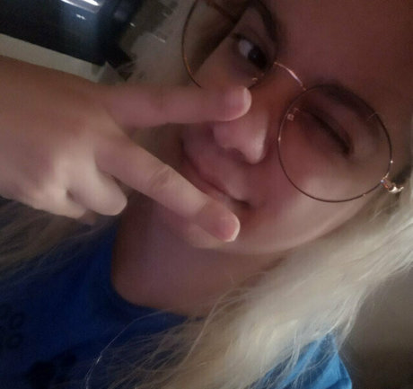 bestgirlhere onlyfans lesk