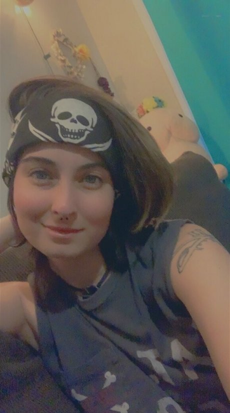 sultriefetche4u nudes only fans