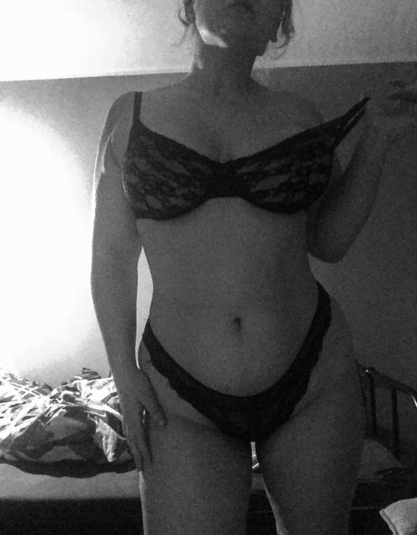 dancingbarefoot nude porn onlyfans