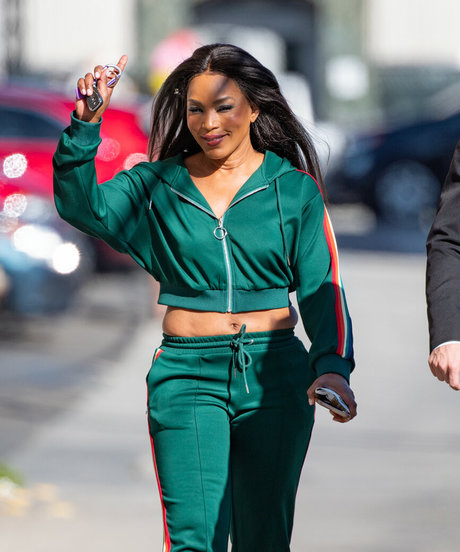 Angela Bassett leaked onlyfans photos