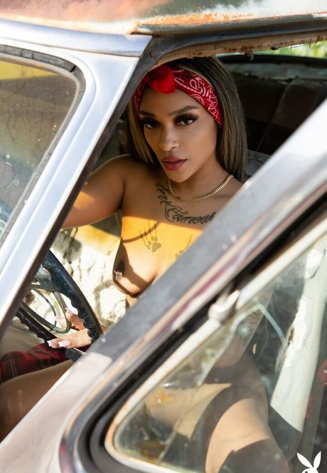 Londyn Chanel onlyfans naked porn