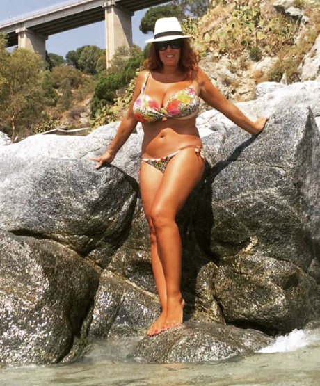 Betty LaRouge onlyfans fotos