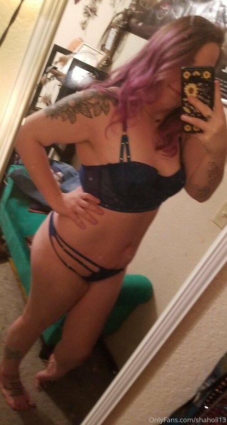 shaholl13 onlyfans tits