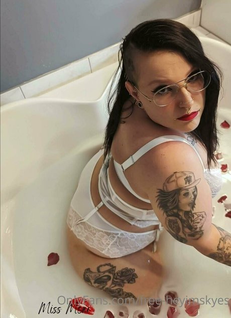 free heyimskyes nude onlyfans