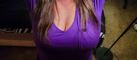 hugetittiebabexxxfree onlyfans naked porn