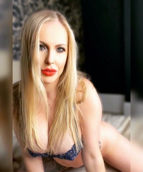 Lucy Tease only fans leaks porn