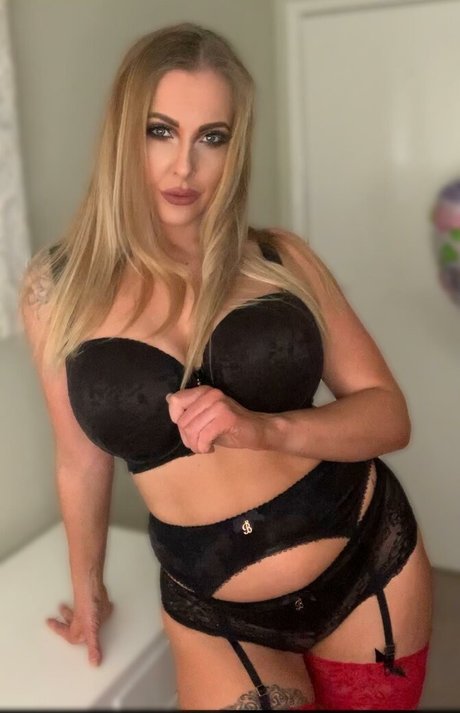 Lucy Tease onlyfans de