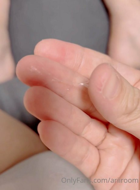 ariiroom onlyfans nudes leaked