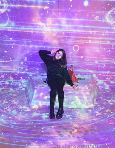 ariiroom onlyfans hot