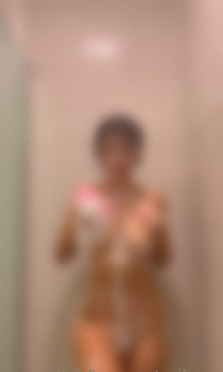 waifujuju onlyfans leajs