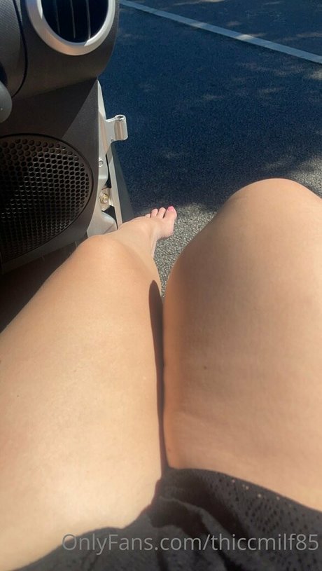 thiccmilf85 onlyfans for free