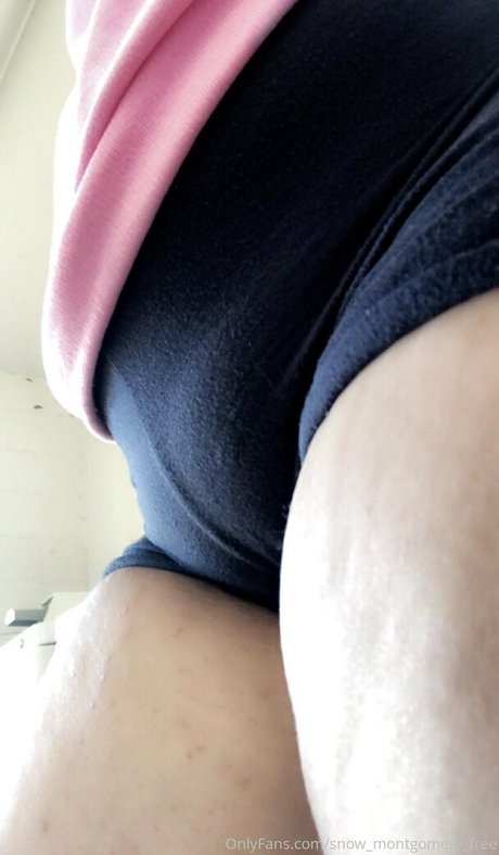 snow montgomery free onlyfans model images