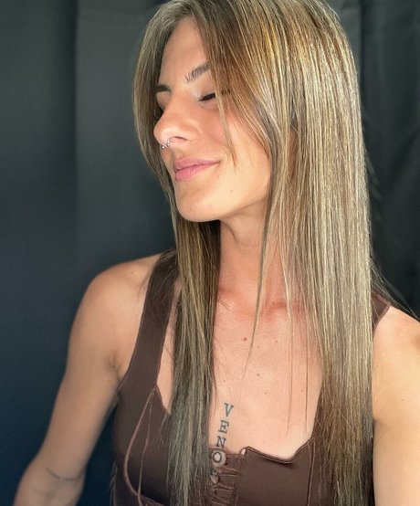 Jessica Clark onlyfans photos