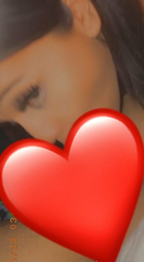 noisynadiaa leaked onlyfans sextape