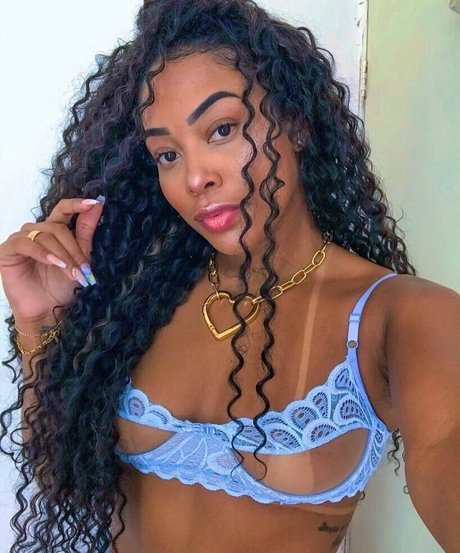 Cynthya Cybelle Profile pic