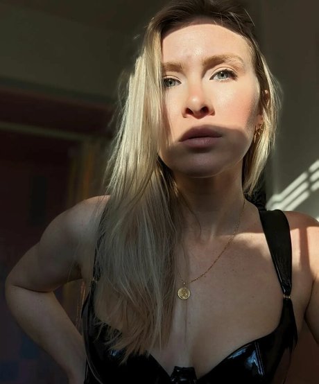 Mallory Moore onlyfans star