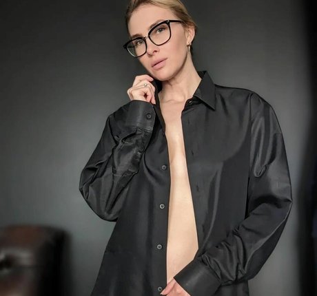 Mallory Moore onlyfans nudes