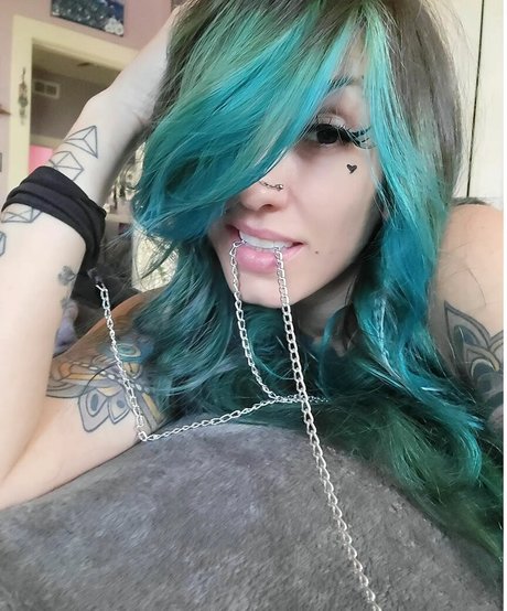 hollyborealis leak onlyfans nude