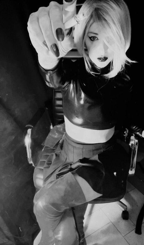 smokingqueenalina onlyfans leaka