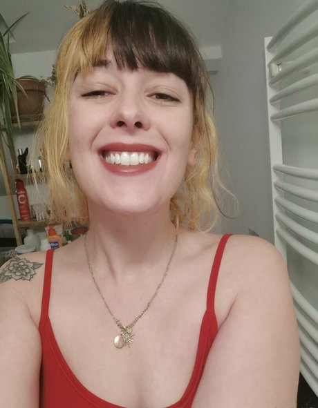 arti1312 onlyfans naked pics