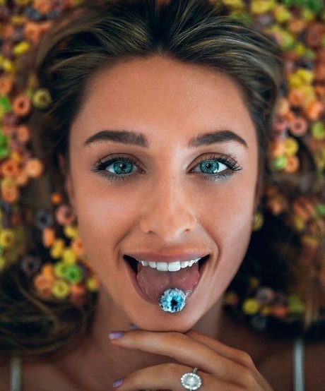 Emma Amelia free onlyfans porn