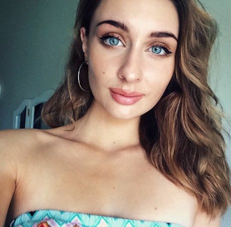 Emma Amelia onlyfans porn free