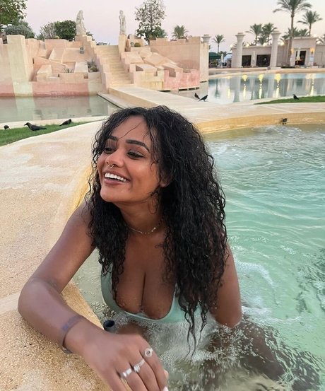 JustNati Profile pic